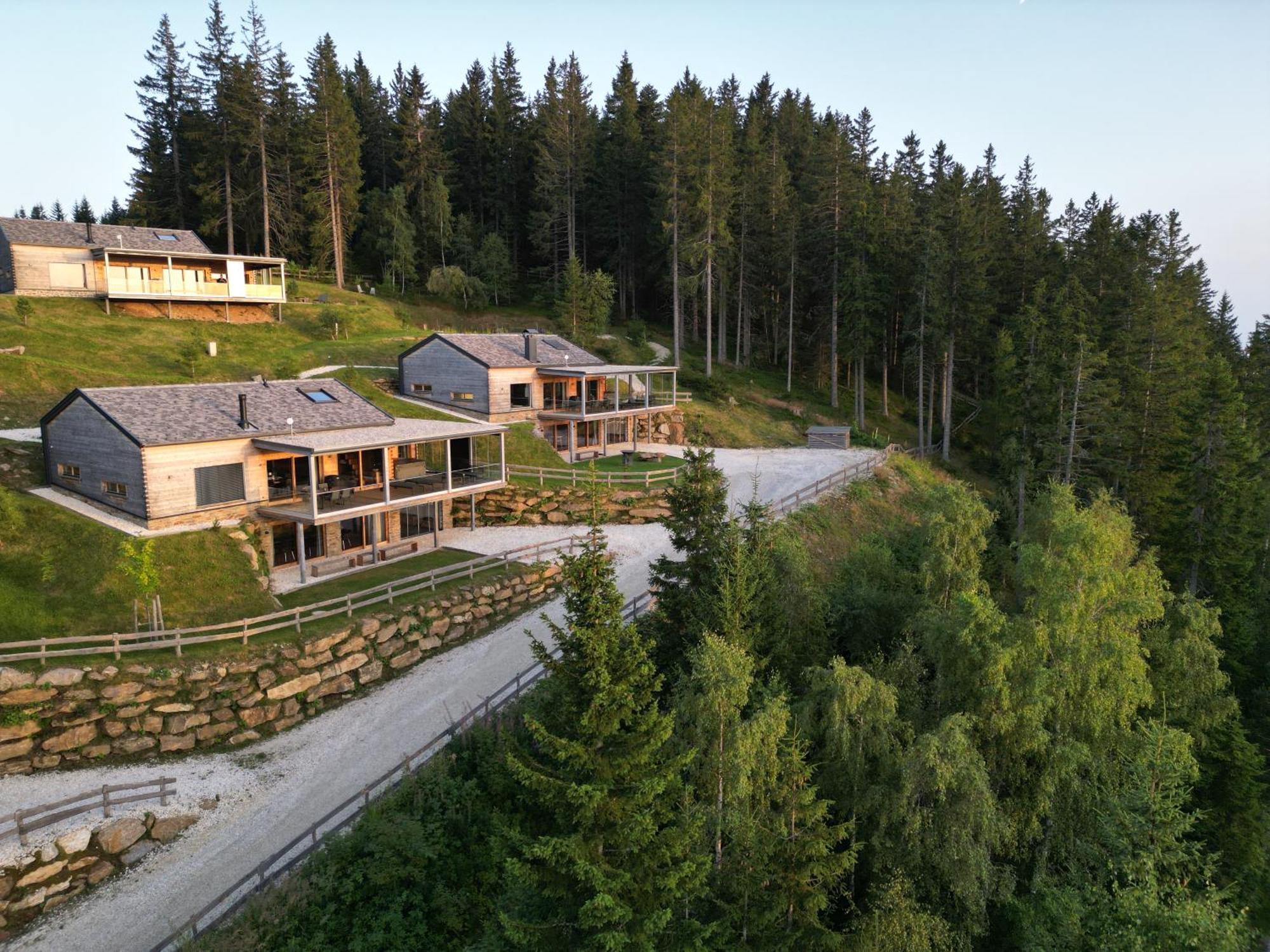 Brandlalm Chalets Gundisch 外观 照片